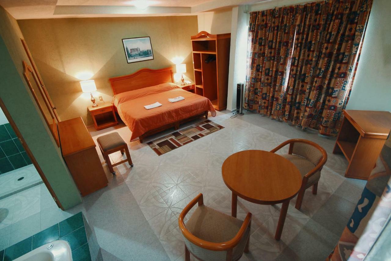 Hotel El Conquistador Monarca. Zitácuaro Екстериор снимка