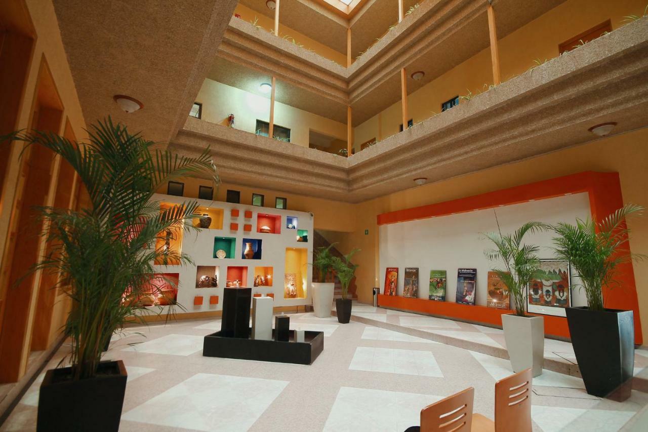 Hotel El Conquistador Monarca. Zitácuaro Екстериор снимка